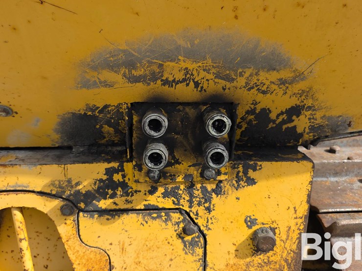 1998-deere-850c-image-12