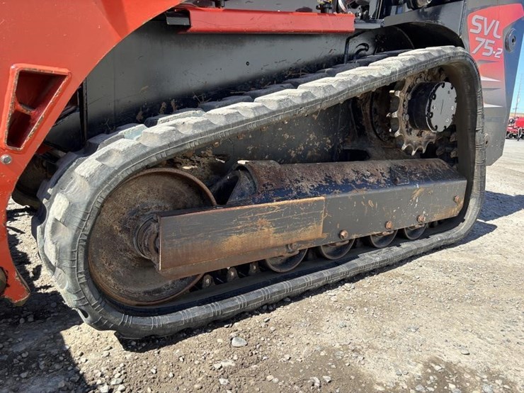 2019-kubota-svl75-2-image-14