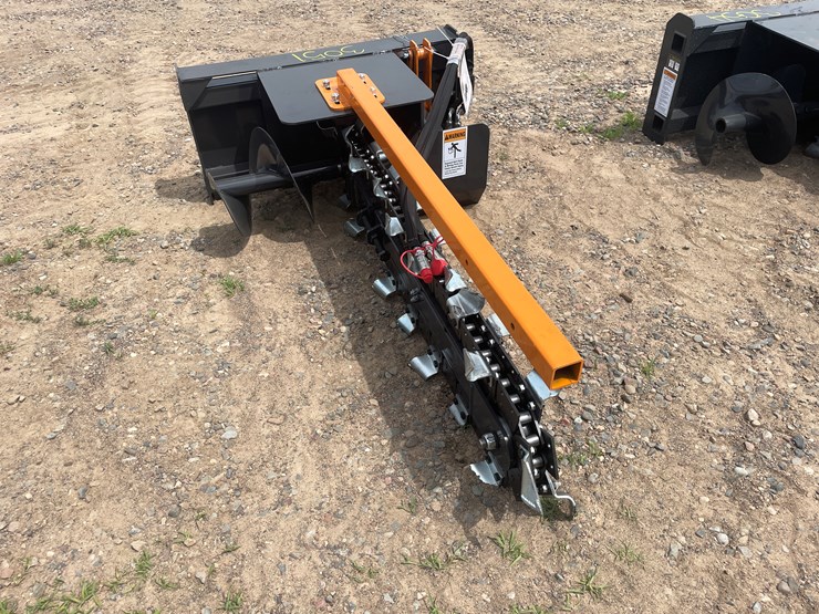 #3051-•-unused-2025-wolverine-skid-steer-trencher-attachment-image-3