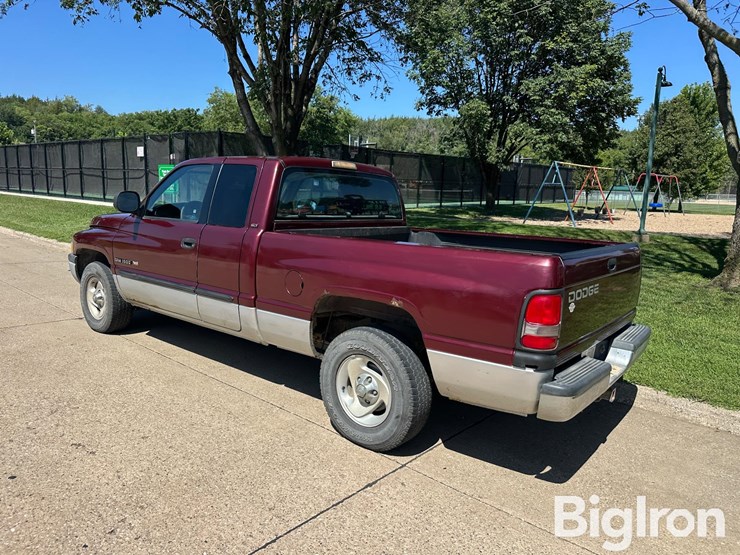 2001-dodge-ram-1500-image-7