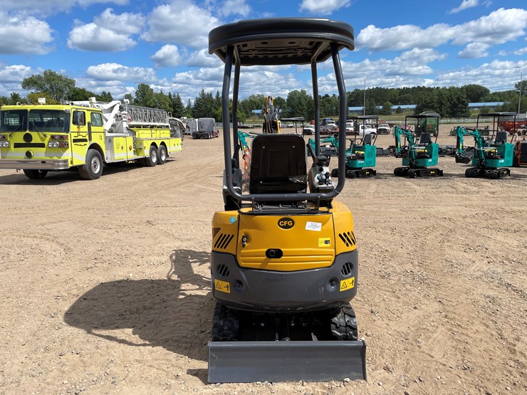 #9370-•-2025-unused-cfg-mini-excavator-image-3