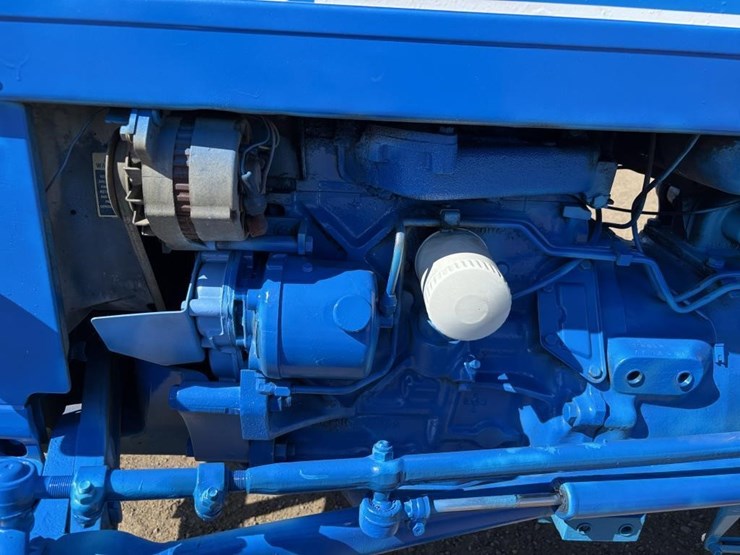 ford-2810-image-30