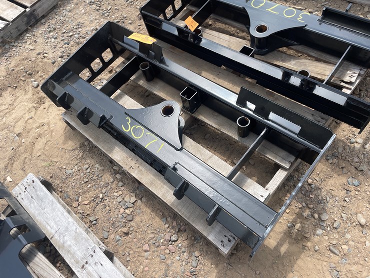 #3071-•-unused-2025-wolverine-pallet-fork-frame-attachment-image-2
