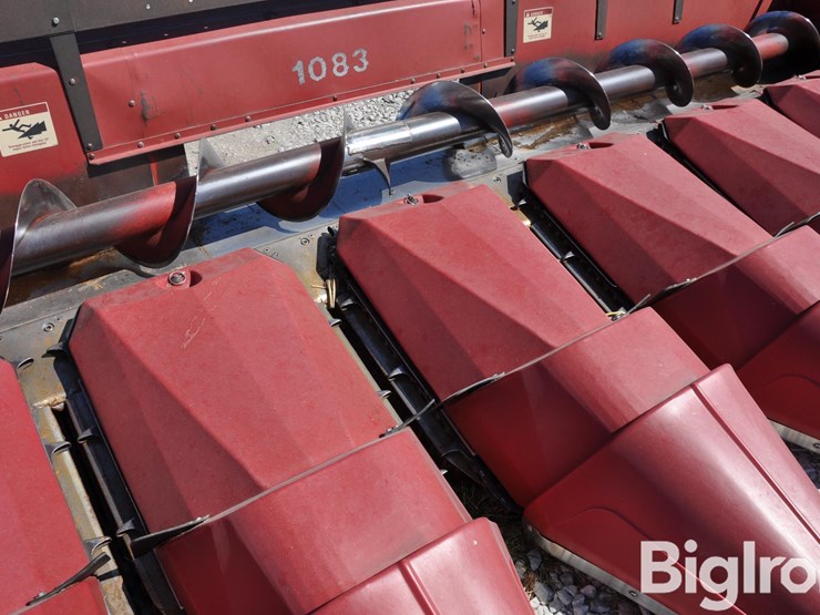 1990-case-ih-1083-image-18