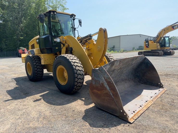 2016-caterpillar-938m-image-7