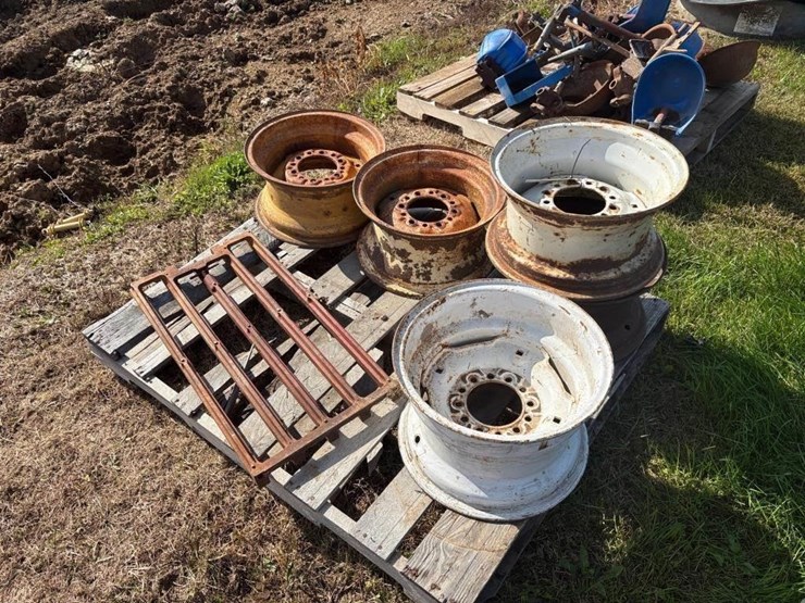 pallet-of-misc-rims-image-1
