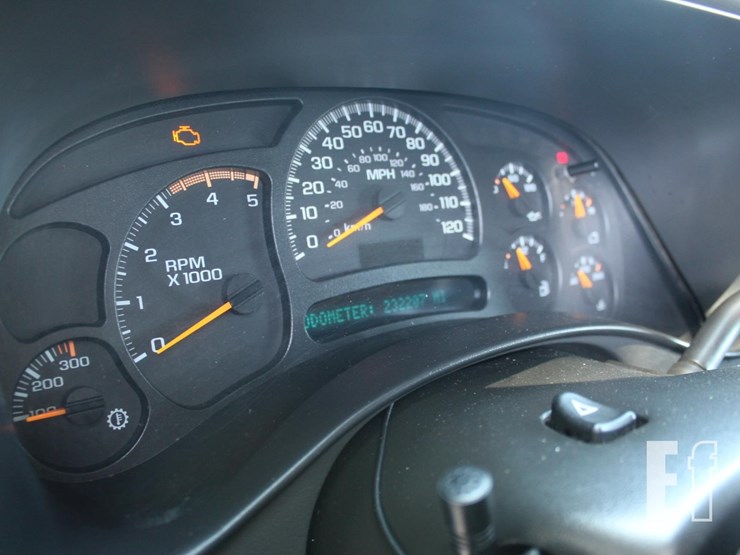 2005-chevrolet-3500-image-6