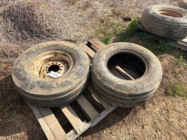 (2)-11l---15sl-tires.-1-with-a-rim-image-1