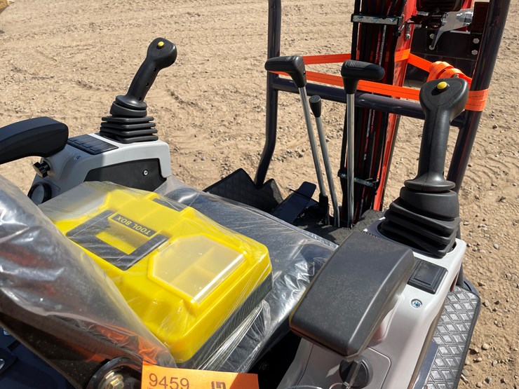 #9459-•-2025-unused-cfg-mini-excavator-image-6