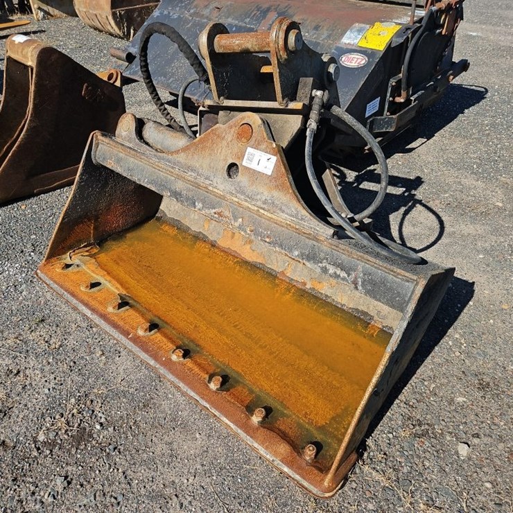WB 48" HYD TILTING CLEANUP BUCKET