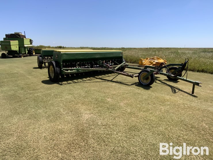 john-deere-8300-image-3