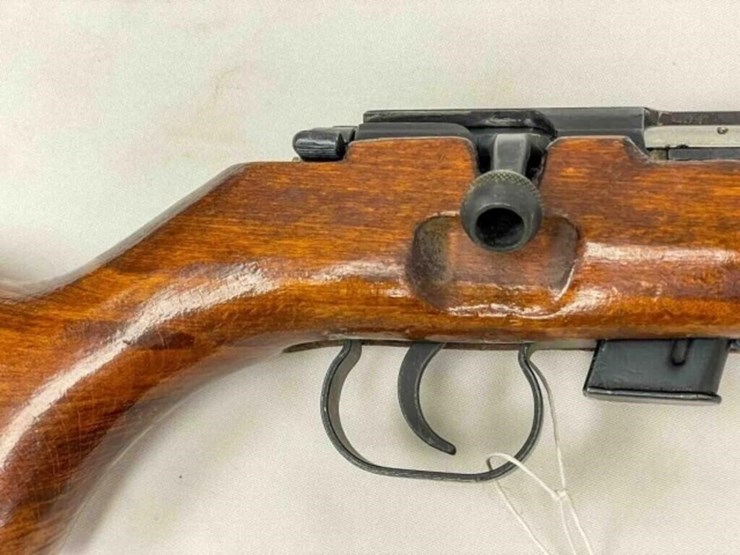 imc-romanian-.22-rifle-image-19