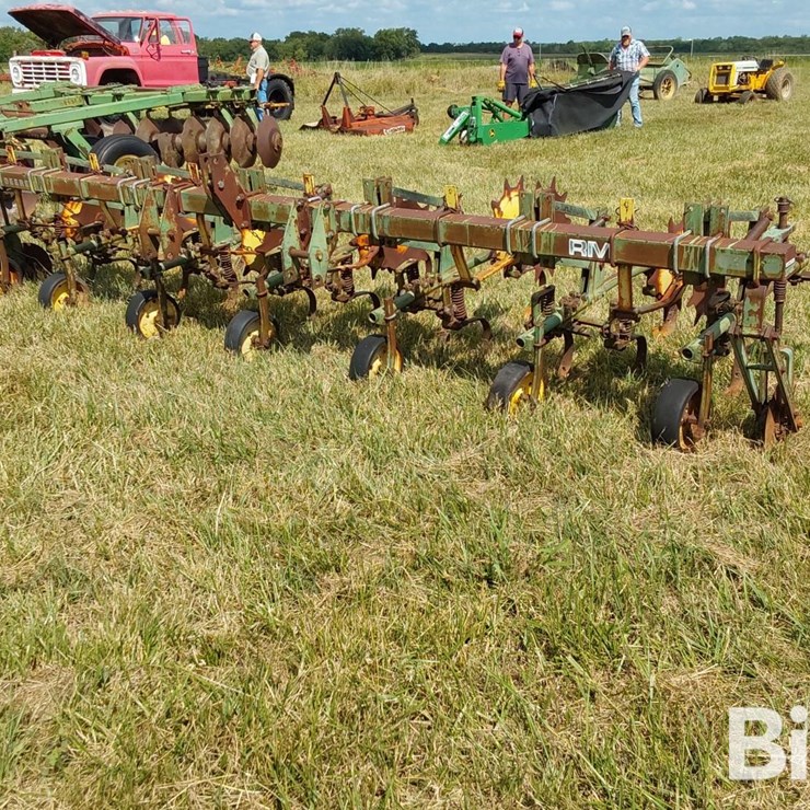 JOHN DEERE RM
