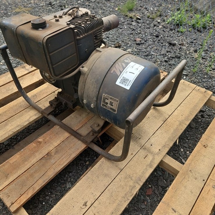 WINCO 3700 WATT GENERATOR