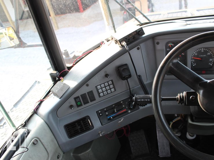 2006-volvo-a25d-image-5