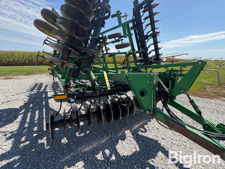 john-deere-726-image-20
