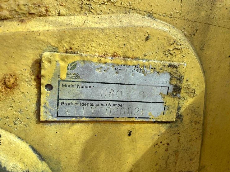 new-holland-u80-image-60