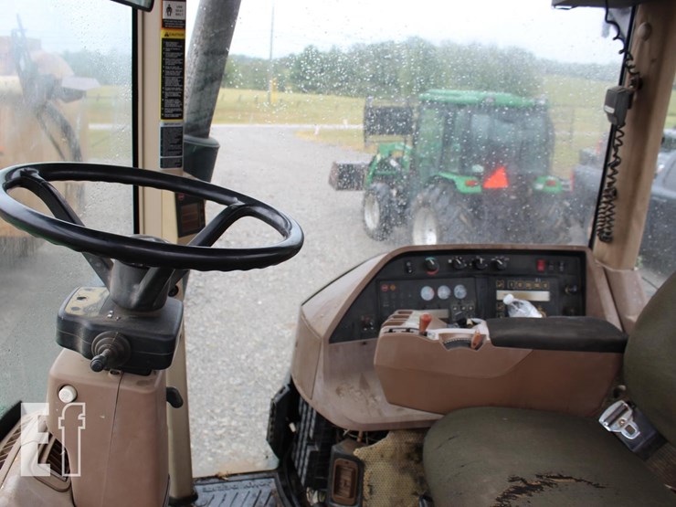 john-deere-8200-image-7