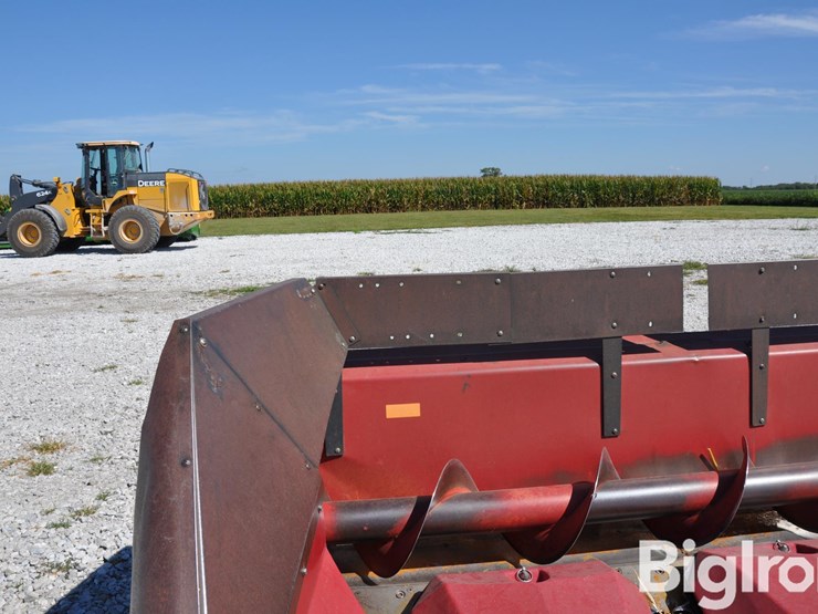 1990-case-ih-1083-image-11