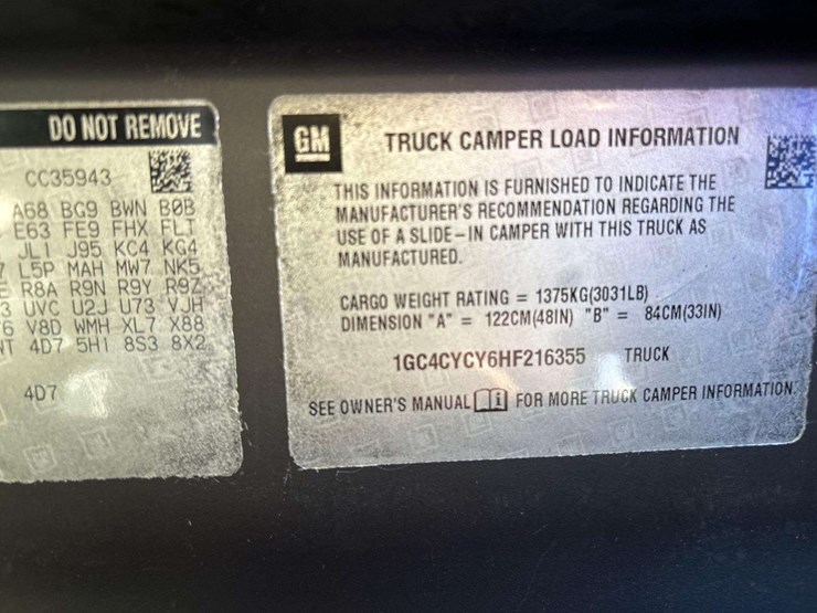 2017-chevrolet-silverado-3500-image-6