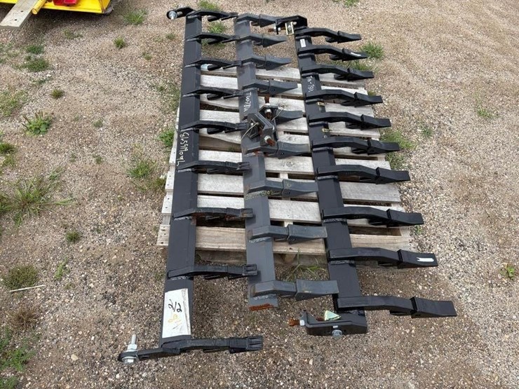 skidloader-tooth-bars-image-1