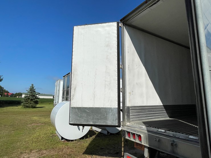 2016-utility-3000r-image-29
