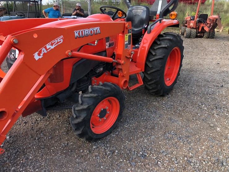 kubota-l3301-image-6