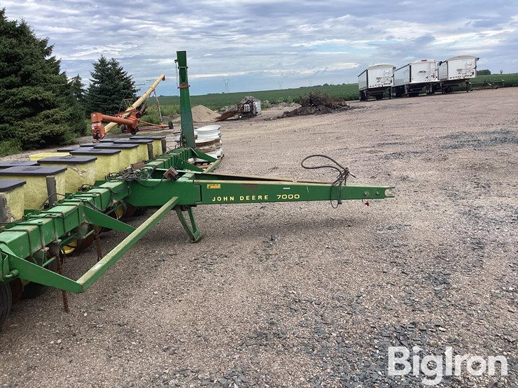 1983-john-deere-7000-image-12