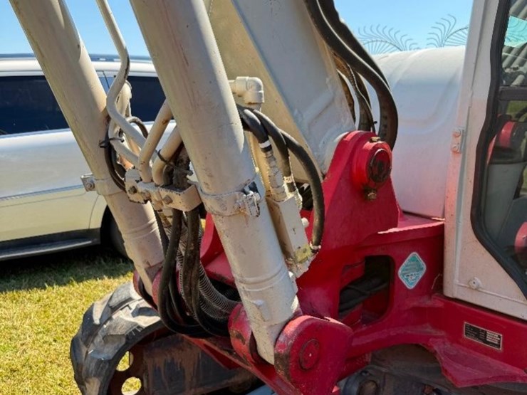 takeuchi-tb290-image-7
