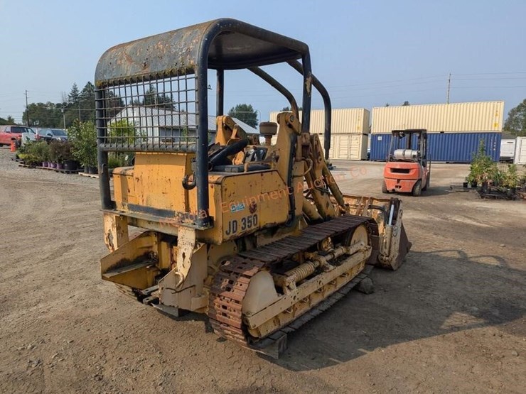 john-deere-350-image-24