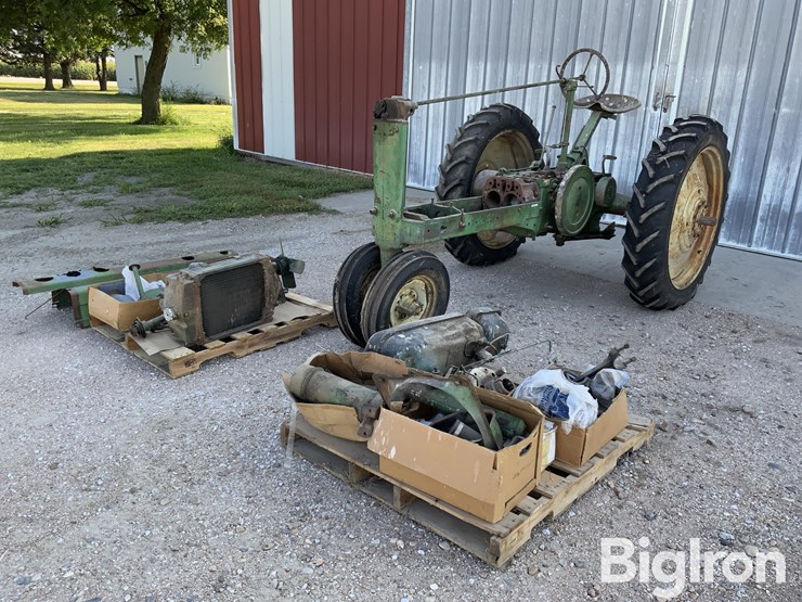 1944-john-deere-b-image-1