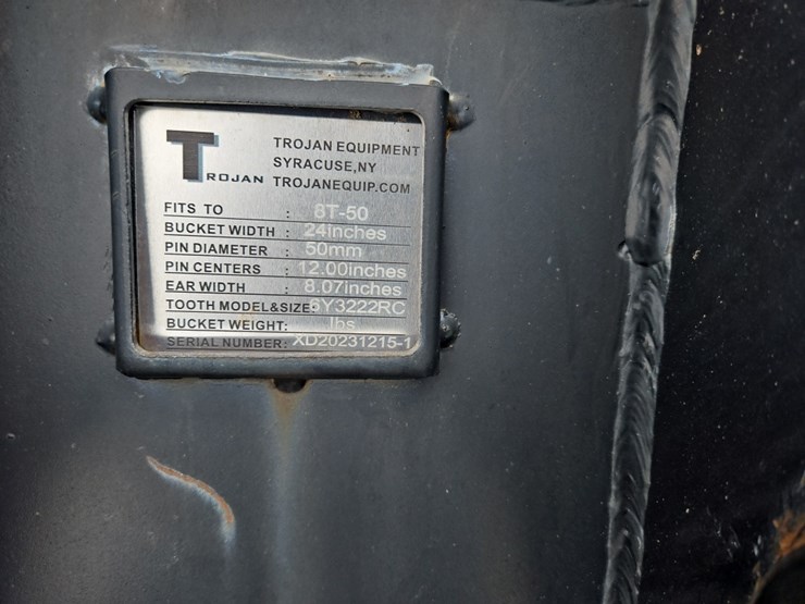 trojan-24"-bucket-with-teeth-image-5