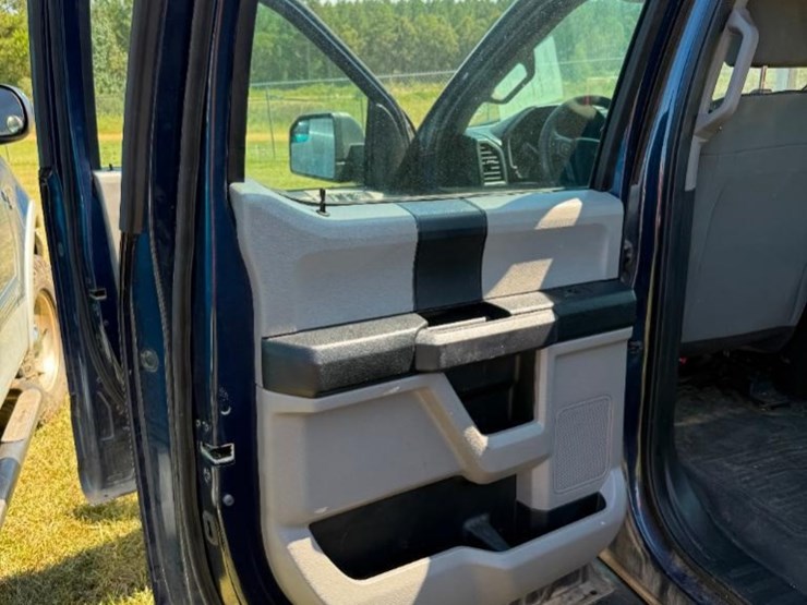 2017-ford-f150-xl-image-27