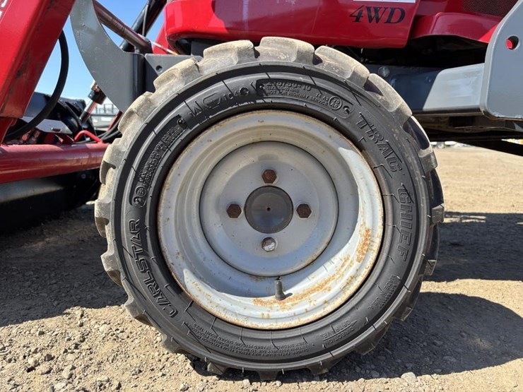 2017-massey-ferguson-gc1710-image-21