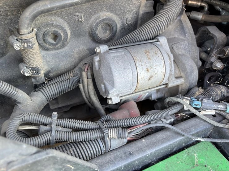 2013-john-deere-1600-turbo-image-34