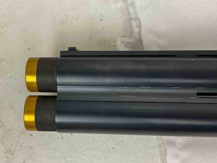 browning-12ga.-shotgun-image-16