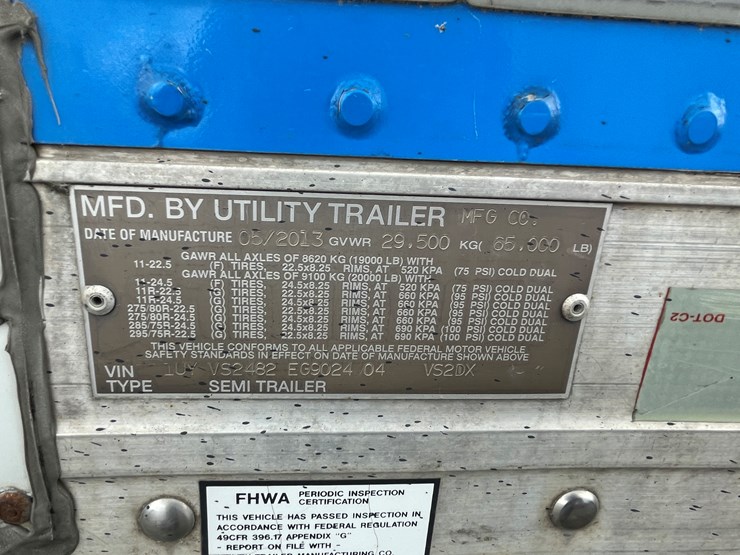 2014-utility-van-image-1