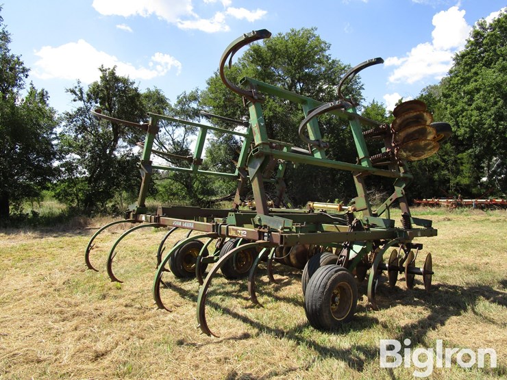 john-deere-712-image-5