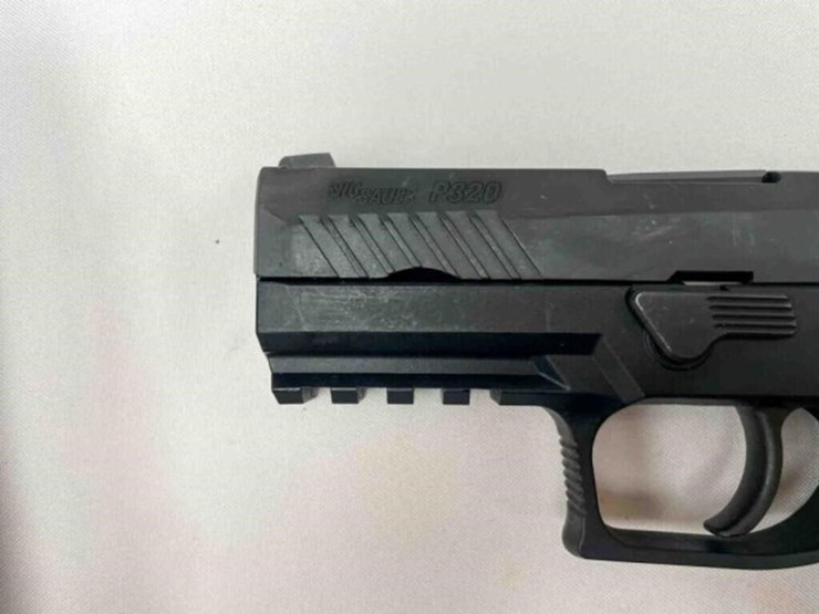 sig-sauer-9mm-pistol-image-10
