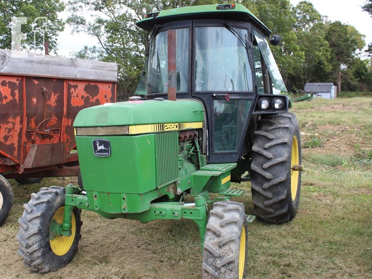 john-deere-2550-image-9