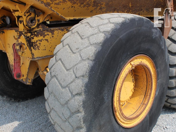 2005-volvo-a25d-image-11