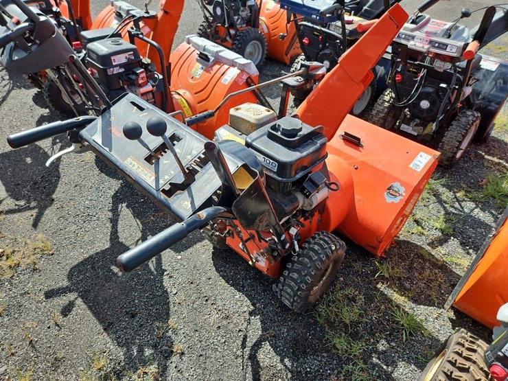 ariens-deluxe-30-snow-blower-image-3