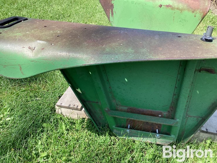 john-deere-10-image-14