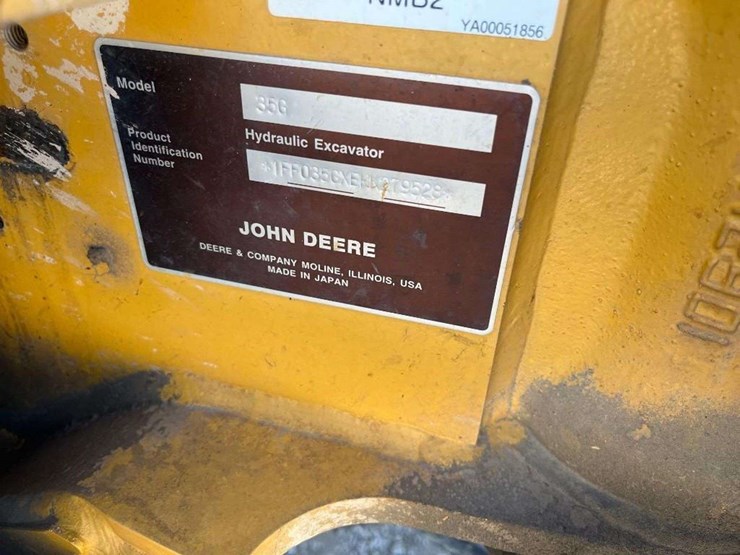 2016-deere-35g-image-6