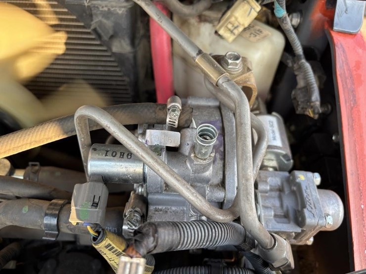 2019-toyota-8fgcu15-image-29