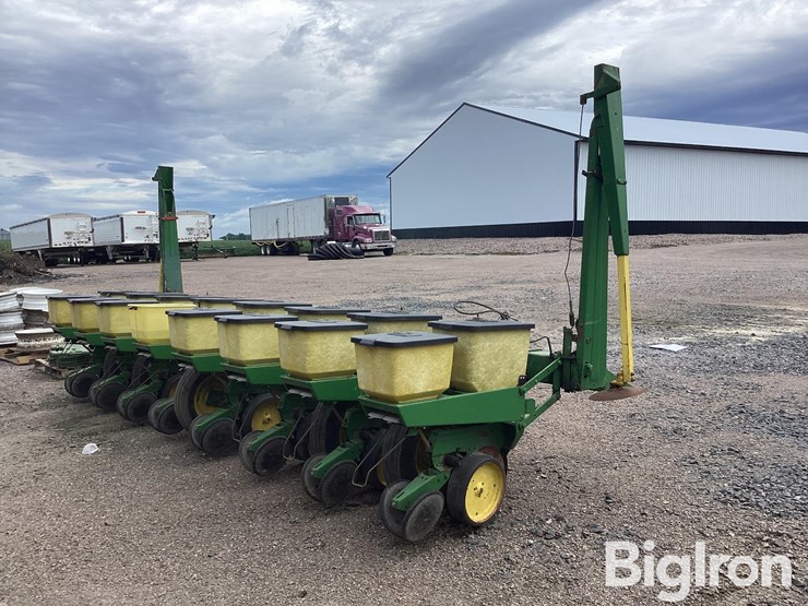 1983-john-deere-7000-image-5