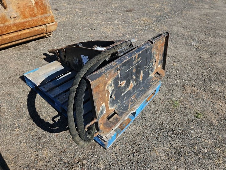 bobcat-hydraulic-breaker-hammer-image-4