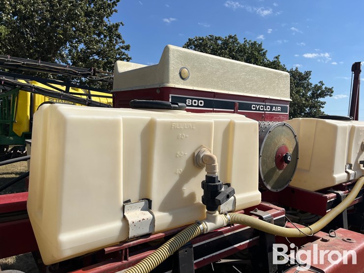 case-ih-800-image-19