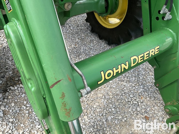 2015-john-deere-6130d-image-16