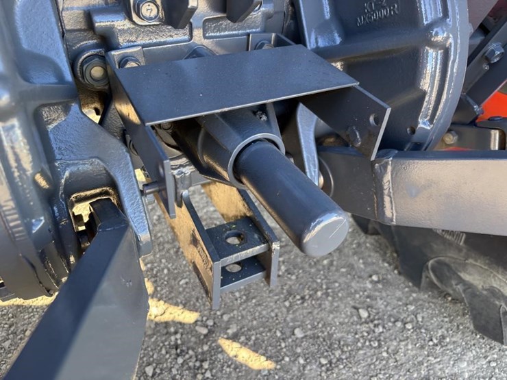 2019-kubota-mx5400-image-29